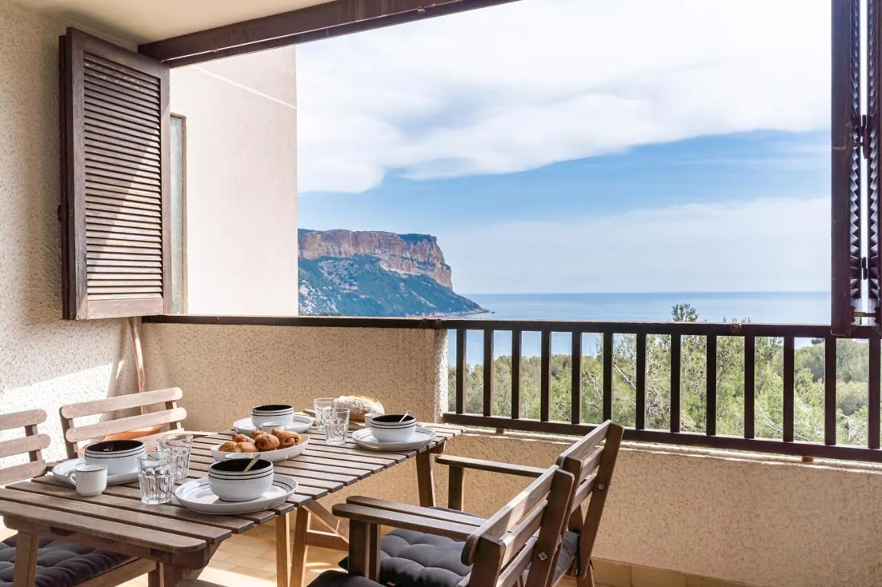 Terre Marine - Bel Appartement Avec Terrasse Vue Mer Cassis