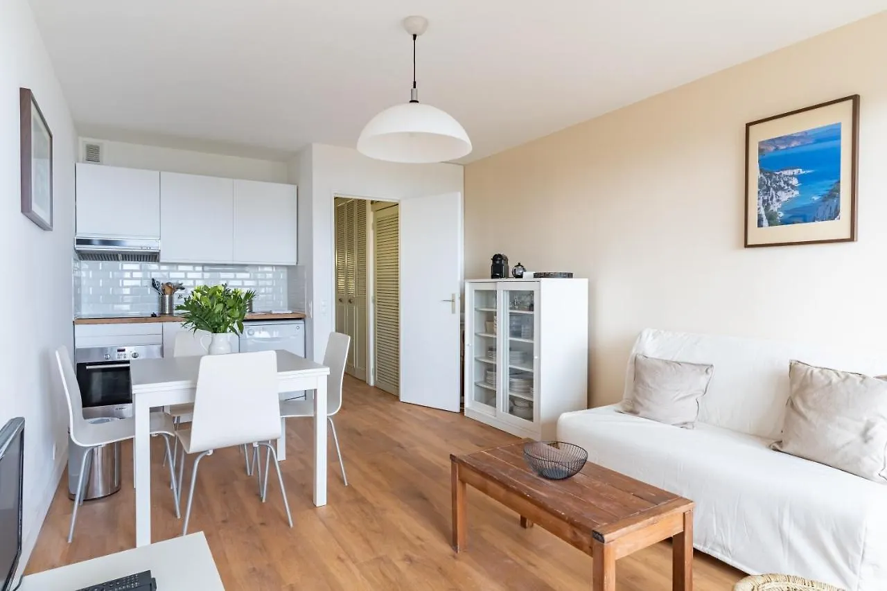 Terre Marine - Bel Appartement Avec Terrasse Vue Mer Cassis France